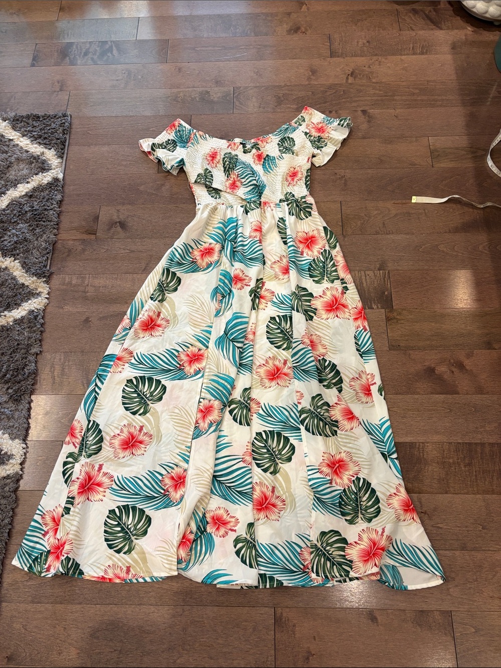 Women’s Cream Tropical Floral Off-Shoulder Maxi Dress